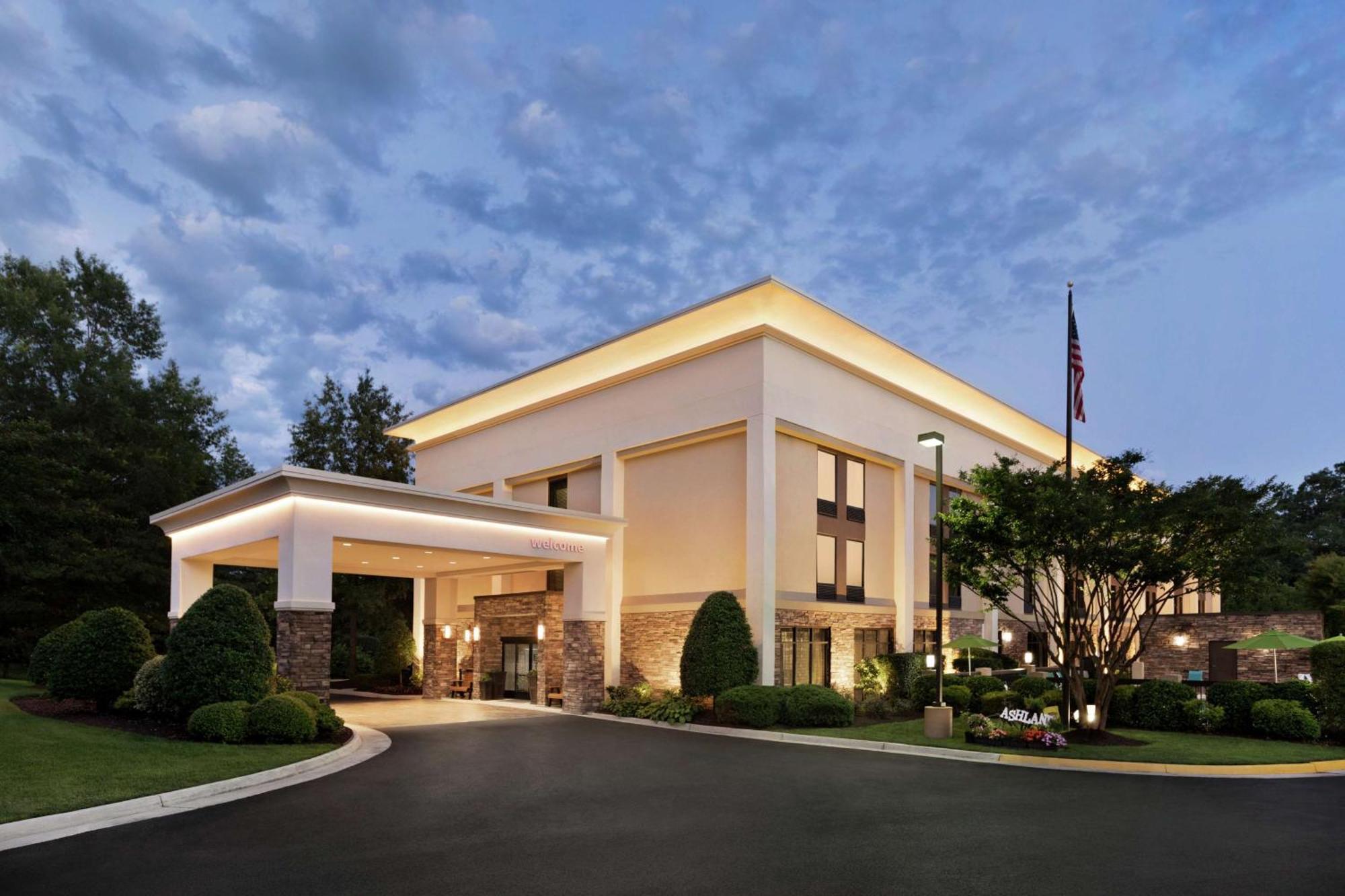 Hampton Inn Richmond/Ashland Bagian luar foto